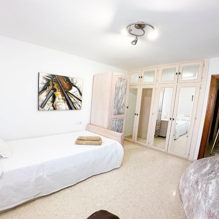 Apartament Catalina - Close To The Beach Estepona Buitenkant foto