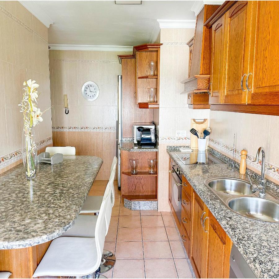 Apartament Catalina - Close To The Beach Estepona Buitenkant foto